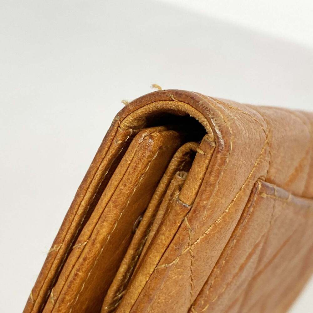 CHANEL Leather Wallet - Picture 5 of 9